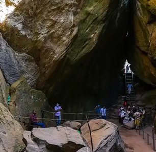 Edakkal Caves